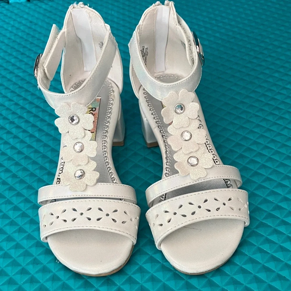 Rachel Shoes Carlee Ankle Strap Flower White Sandal Heels | 12